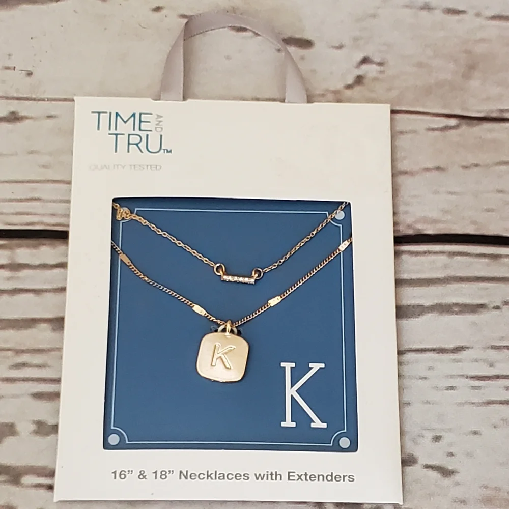 Time and Tru goldtone monogram initial necklace set K